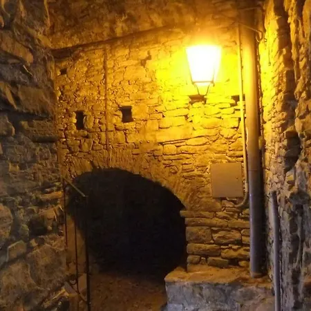 Your Best Experience In Our Lake Como Flock Town Apartment Brienno